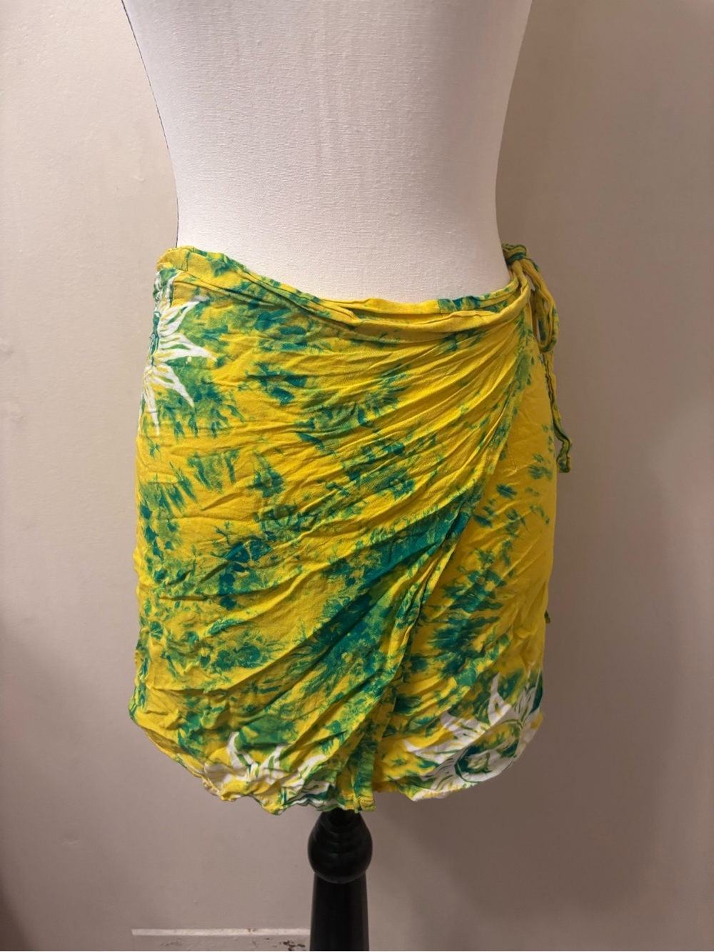 Women’s Yellow & Green Tie-Dye Swim Cover-Up Skirt